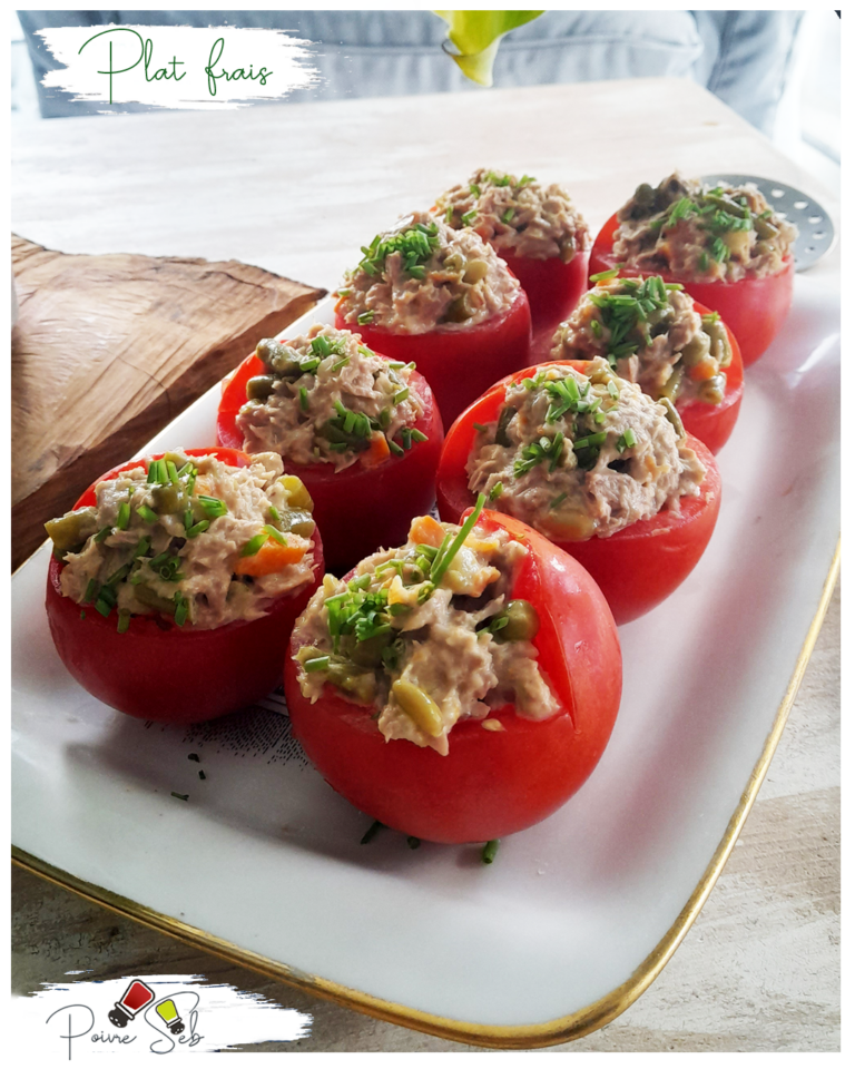 Tomates farcies au thon et macédoine de légumes